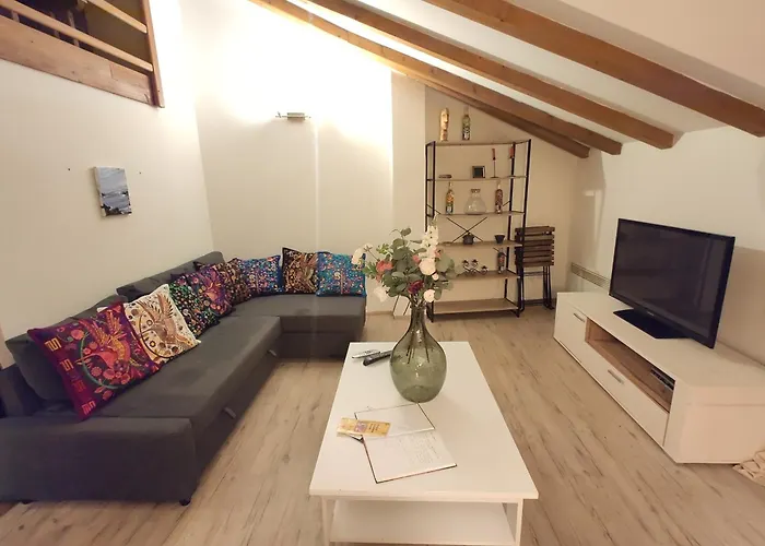 Cozygem House 2
